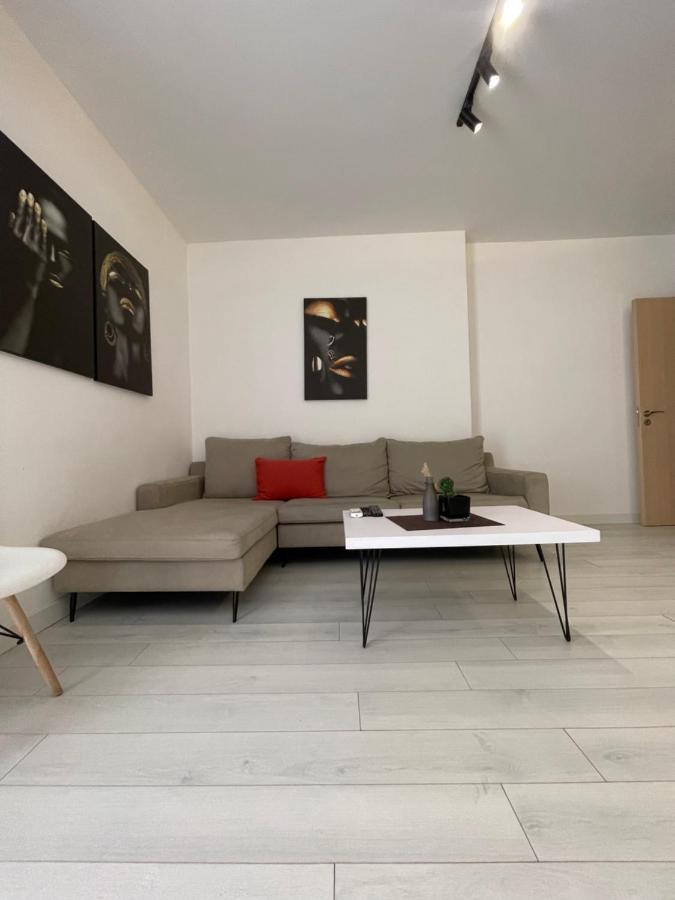 Your Apartment Tirana City Centre Eksteriør billede