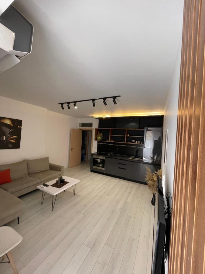 Your Apartment Tirana City Centre Eksteriør billede